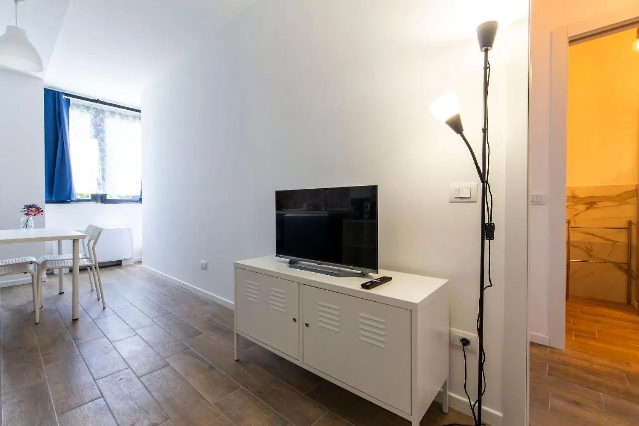 Noto 10 Apartment Milan Italy