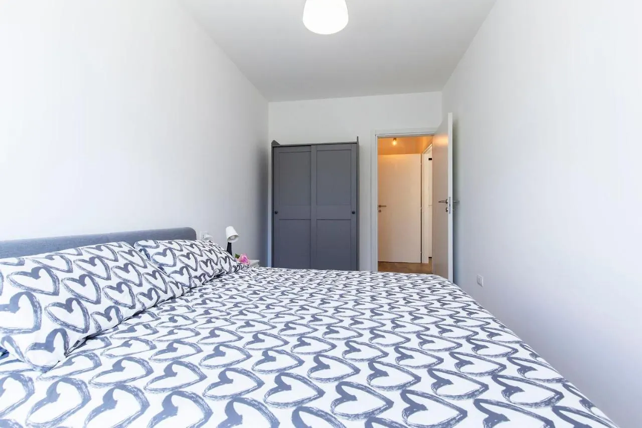 Noto 10 Apartment Milan