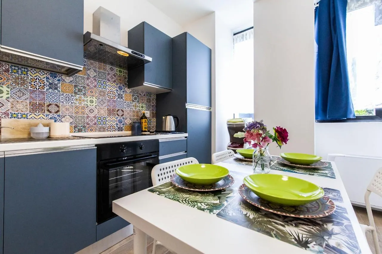 Noto 10 Apartment Milan