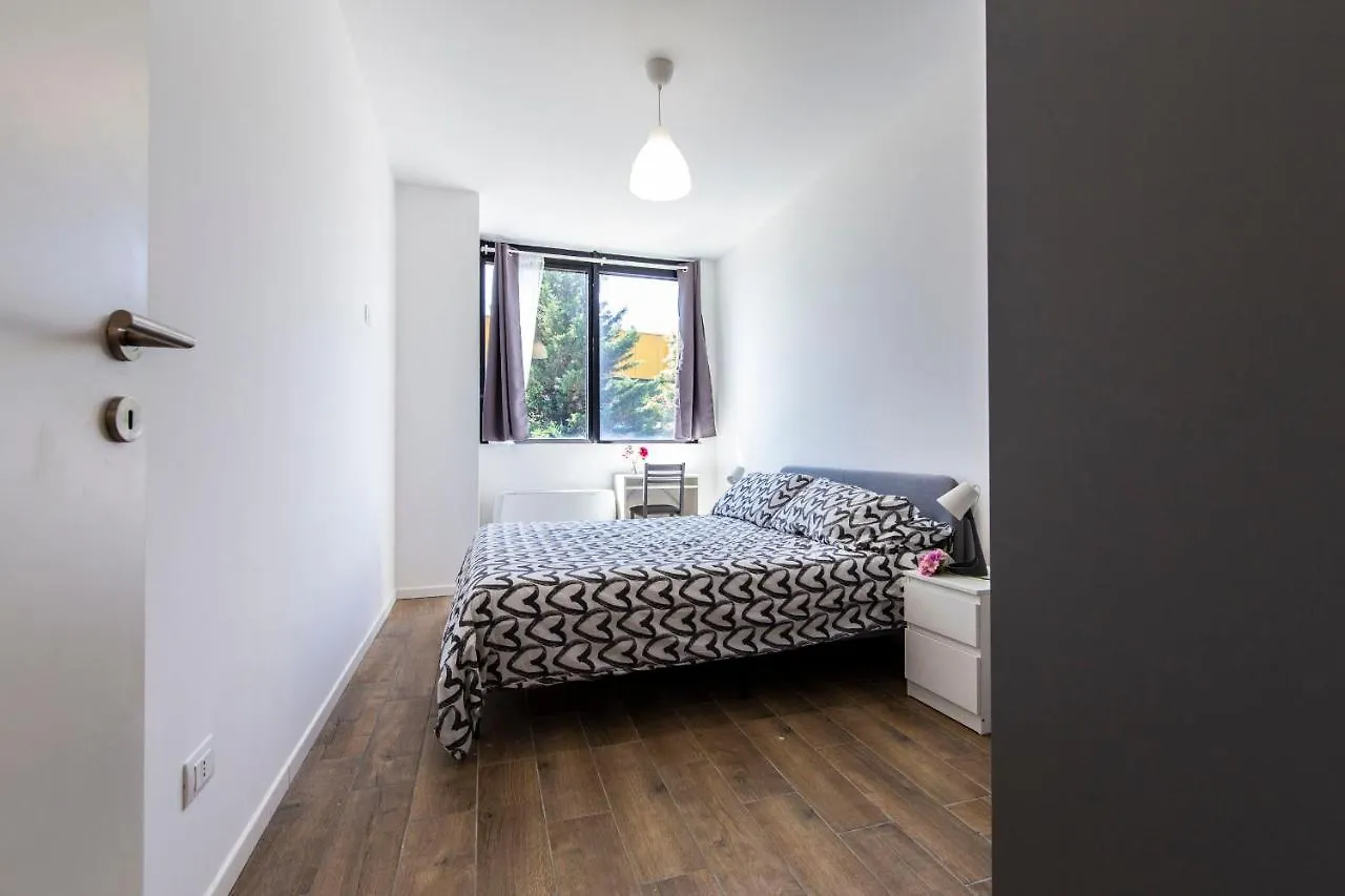 Noto 10 Apartment Milan Italy