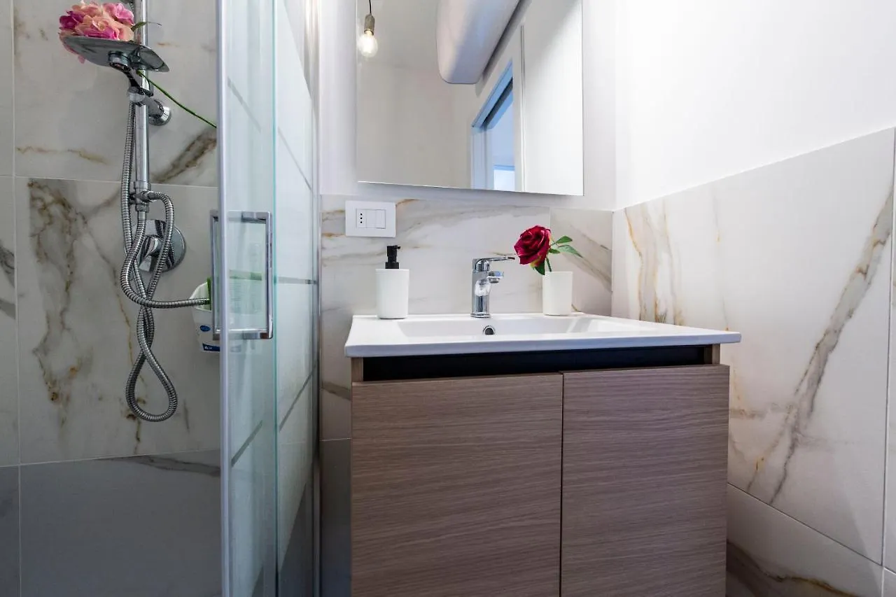 Noto 10 Apartment Milan